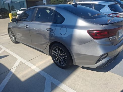Used 2022 Kia Forte GT-Line w/ GT-Line Premium Package FWD image 4