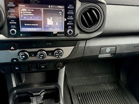 Used 2021 Toyota Tacoma SR image 16
