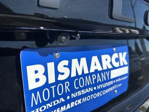 Used 2024 Honda Pilot TrailSport image 7