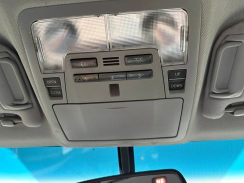 Used 2013 Toyota Camry SE w/ Leather Pkg image 38