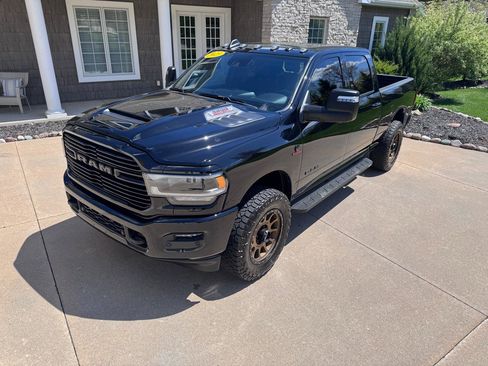 Used 2023 RAM 2500 Laramie AWD/4WD image 29