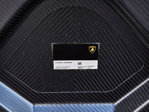 Used 2025 Lamborghini Revuelto AWD/4WD image 27