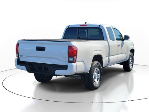 Used 2023 Toyota Tacoma SR image 6