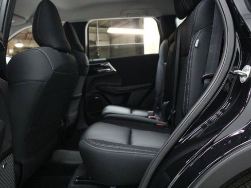 New 2025 Mitsubishi Outlander ES image 26