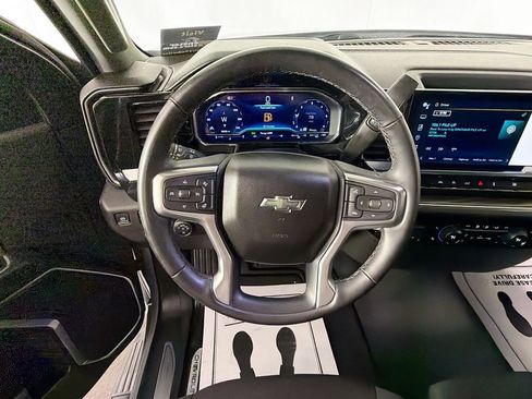 Used 2024 Chevrolet Silverado 1500 RST AWD/4WD image 11