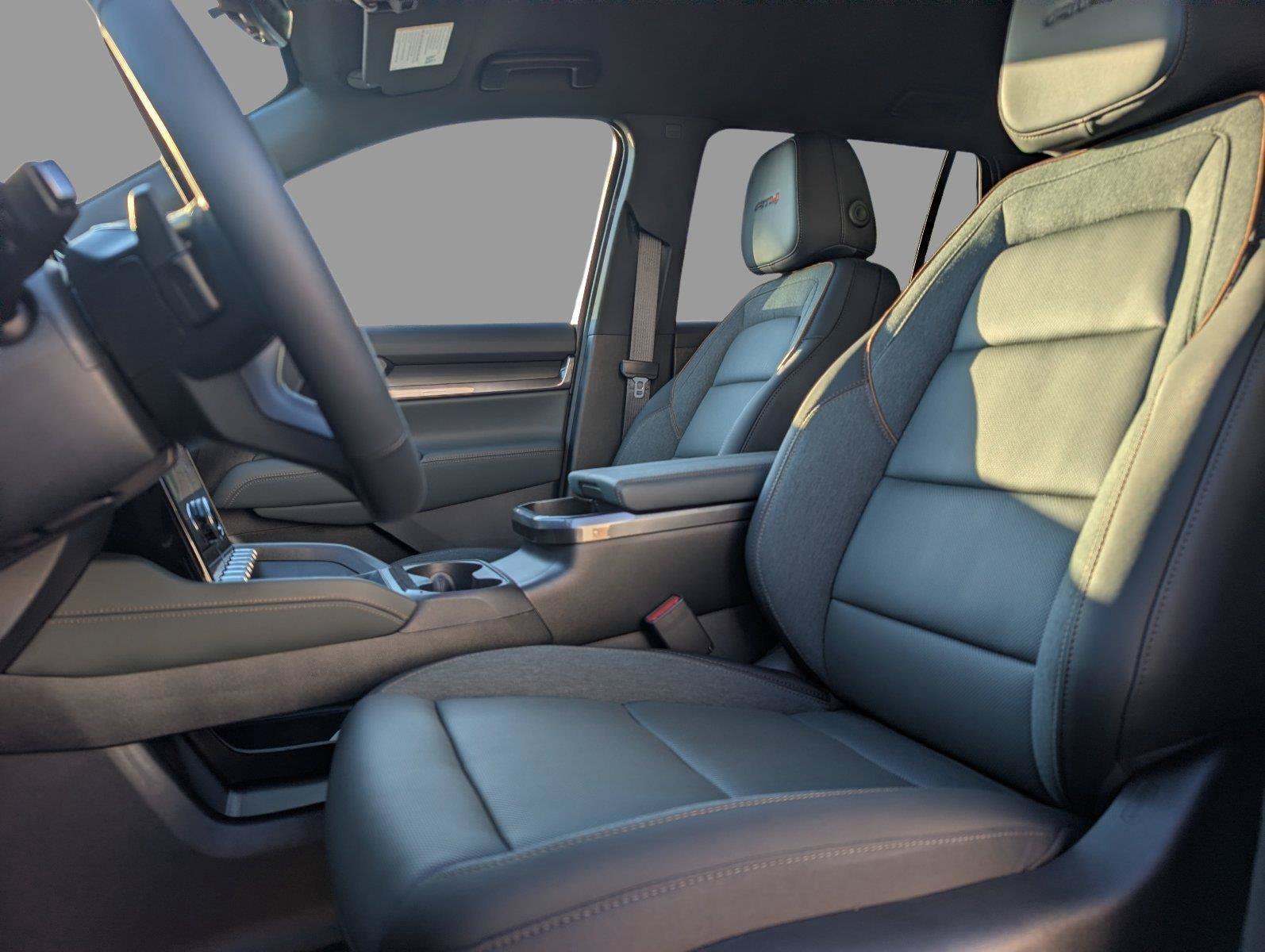 New 2027 GMC Terrain AT4 w/ Convenience Package III AWD/4WD image 15