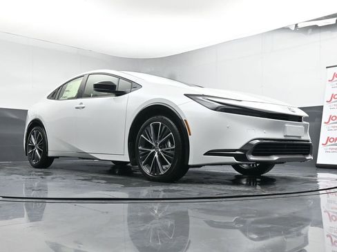 New 2026 Toyota Prius XLE image 29