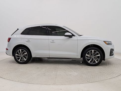 Used 2021 Audi Q5 Premium w/ Convenience Package image 8