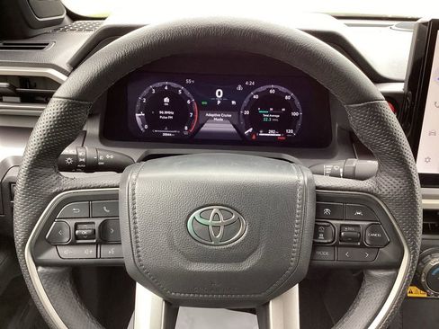 Used 2025 Toyota Tacoma TRD Off-Road w/ TRD Off Road Upgrade Package AWD/4WD image 29