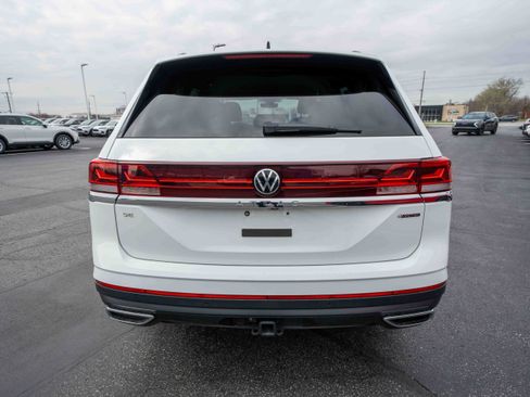 Used 2025 Volkswagen Atlas SE image 5