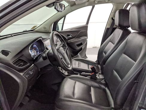Used 2018 Buick Encore Essence AWD/4WD image 16
