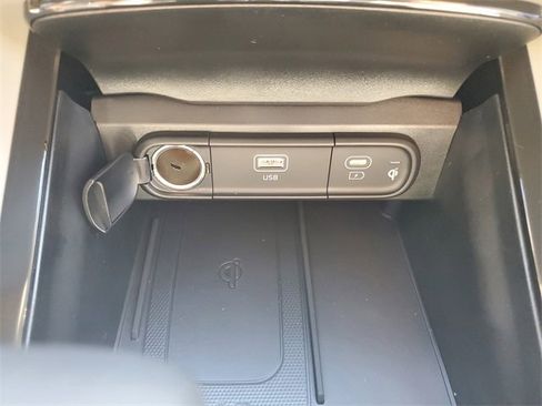 New 2025 Kia Telluride EX w/ EX Captain's Chair Package image 37