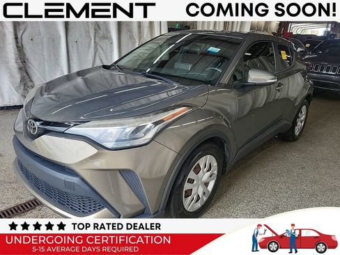 Used 2021 Toyota C-HR LE FWD image 1