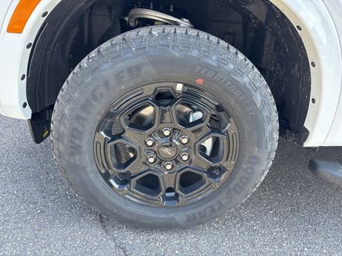 New 2025 Ford Ranger XLT w/ FX4 Off-Road Package image 10