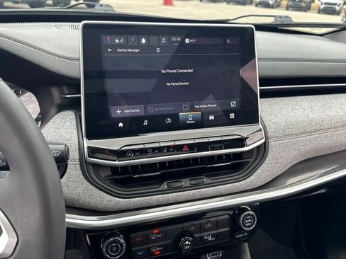 Used 2023 Jeep Compass Latitude w/ Sun and Sound Group image 23