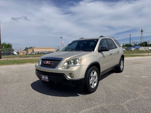 Used 2010 GMC Acadia SLE FWD image 7
