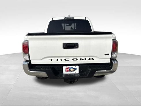 Used 2023 Toyota Tacoma TRD Off-Road w/ Black Out Package (TMS) AWD/4WD image 6