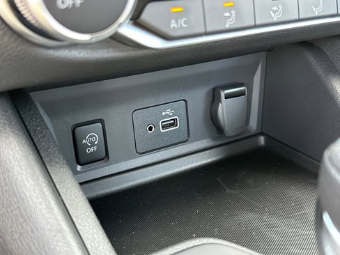 New 2025 Nissan Sentra S image 31