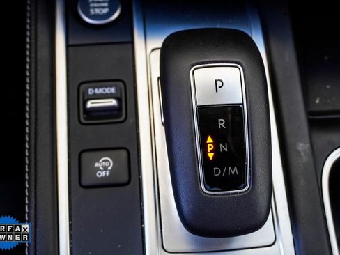 Certified 2025 INFINITI QX60 Luxe w/ Vision Package image 31