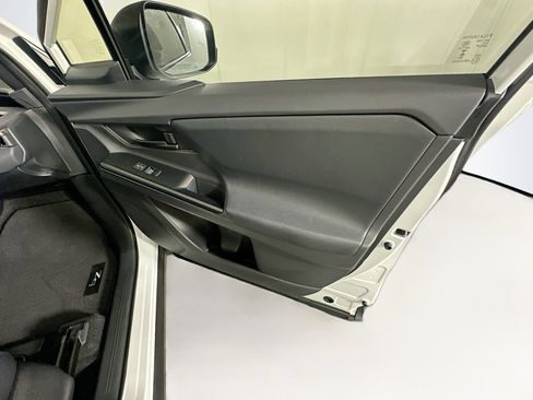 Used 2026 Toyota bZ FWD image 32