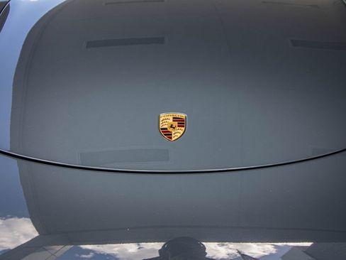 Used 2017 Porsche 911 Carrera S image 8