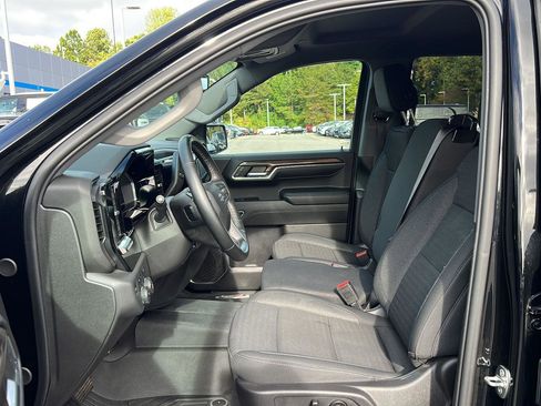 Used 2024 Chevrolet Silverado 1500 LT Trail Boss image 37