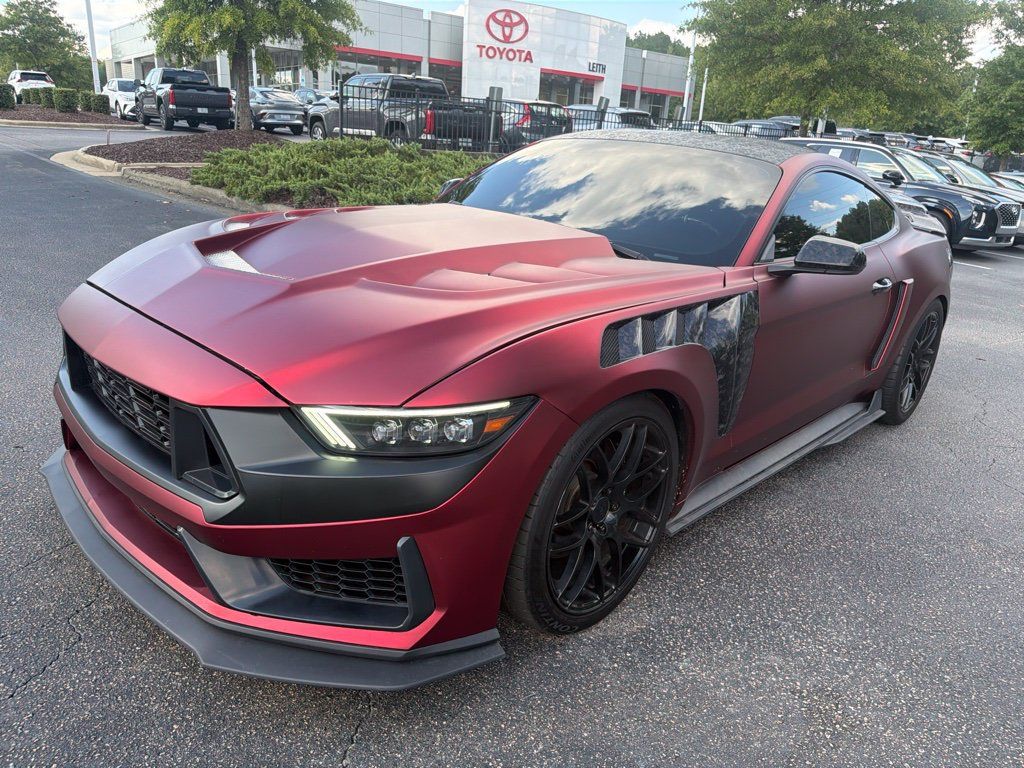 Used 2015 Ford Mustang GT RWD image 2