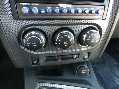 Used 2014 Dodge Challenger R/T image 48