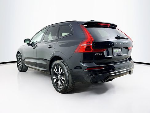 Used 2024 Volvo XC60 B5 Core AWD/4WD image 5
