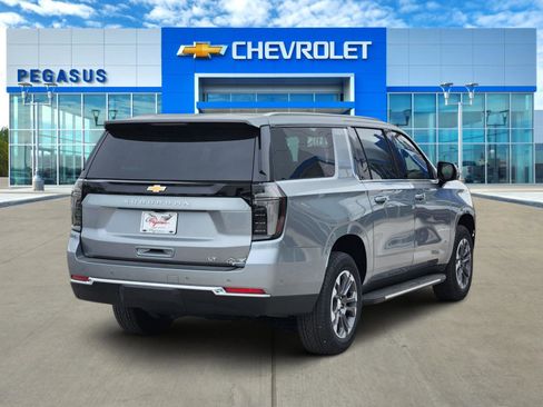 New 2026 Chevrolet Suburban LT w/ Comfort Package AWD/4WD image 5