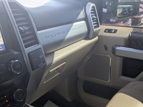 Used 2019 Ford F250 Lariat w/ Lariat Ultimate Package image 26