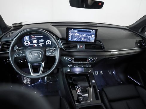 Used 2023 Audi Q5 2.0T Premium Plus w/ Premium Plus Package image 17
