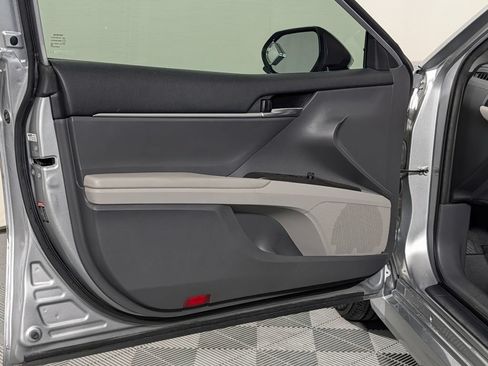 Used 2022 Toyota Camry LE FWD image 24