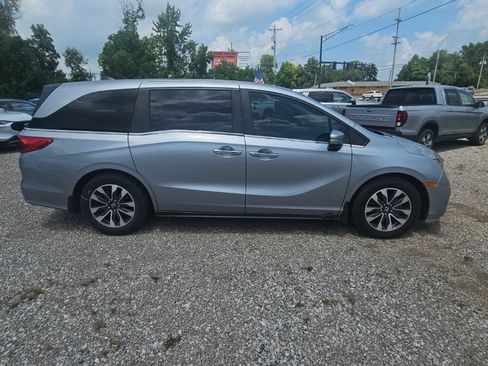 Used 2021 Honda Odyssey EX-L image 3