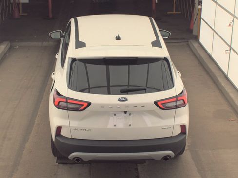 Used 2023 Ford Escape Active w/ Tech Pack #2 AWD/4WD image 18