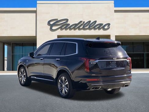 Certified 2022 Cadillac XT6 Premium Luxury w/ Technology Package image 9