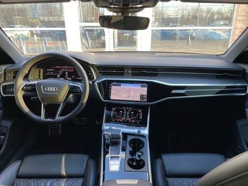 Used 2025 Audi S6 Premium Plus image 42
