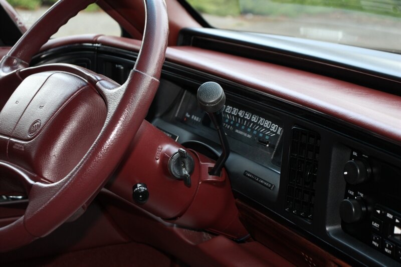 Used 1997 Buick Le Sabre Custom FWD image 8