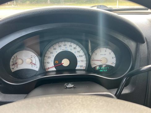 Used 2008 Mitsubishi Raider LS image 15