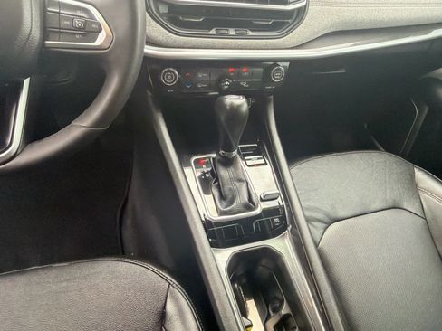Used 2023 Jeep Compass Latitude AWD/4WD image 14