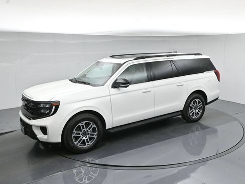 Certified 2025 Ford Expedition Max Active RWD image 46