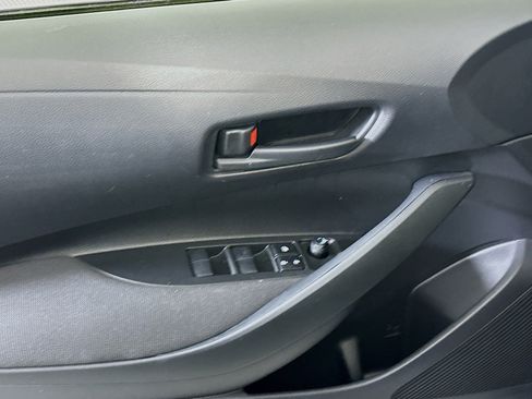 Used 2025 Toyota Corolla LE image 15