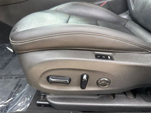 Used 2018 Buick Regal Essence w/ Driver Confidence Package #1 AWD/4WD image 20