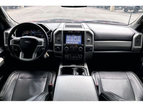 Used 2017 Ford F250 Lariat w/ Lariat Value Package AWD/4WD image 16
