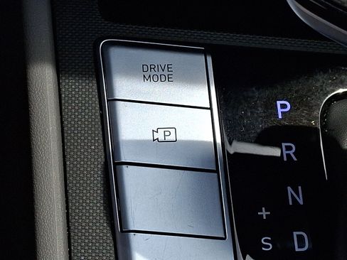 Used 2024 Hyundai Elantra SEL FWD image 26