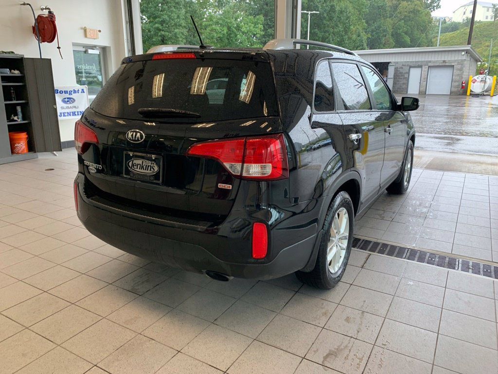 Used 2014 Kia Sorento LX AWD/4WD image 10