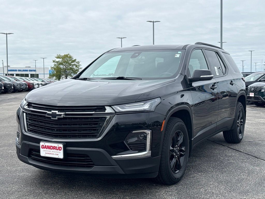 Certified 2022 Chevrolet Traverse LT w/ Midnight/Sport Edition AWD/4WD image 2
