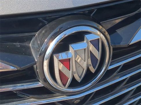 Used 2024 Buick Enclave Premium image 13