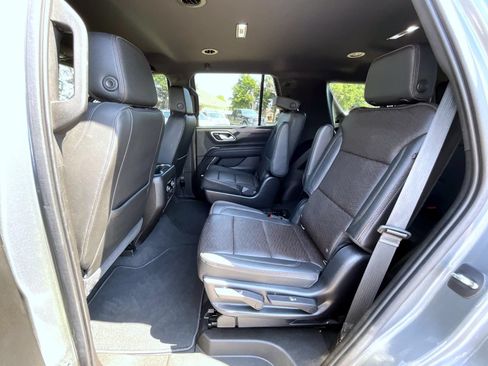 Certified 2021 Chevrolet Tahoe High Country AWD/4WD image 20