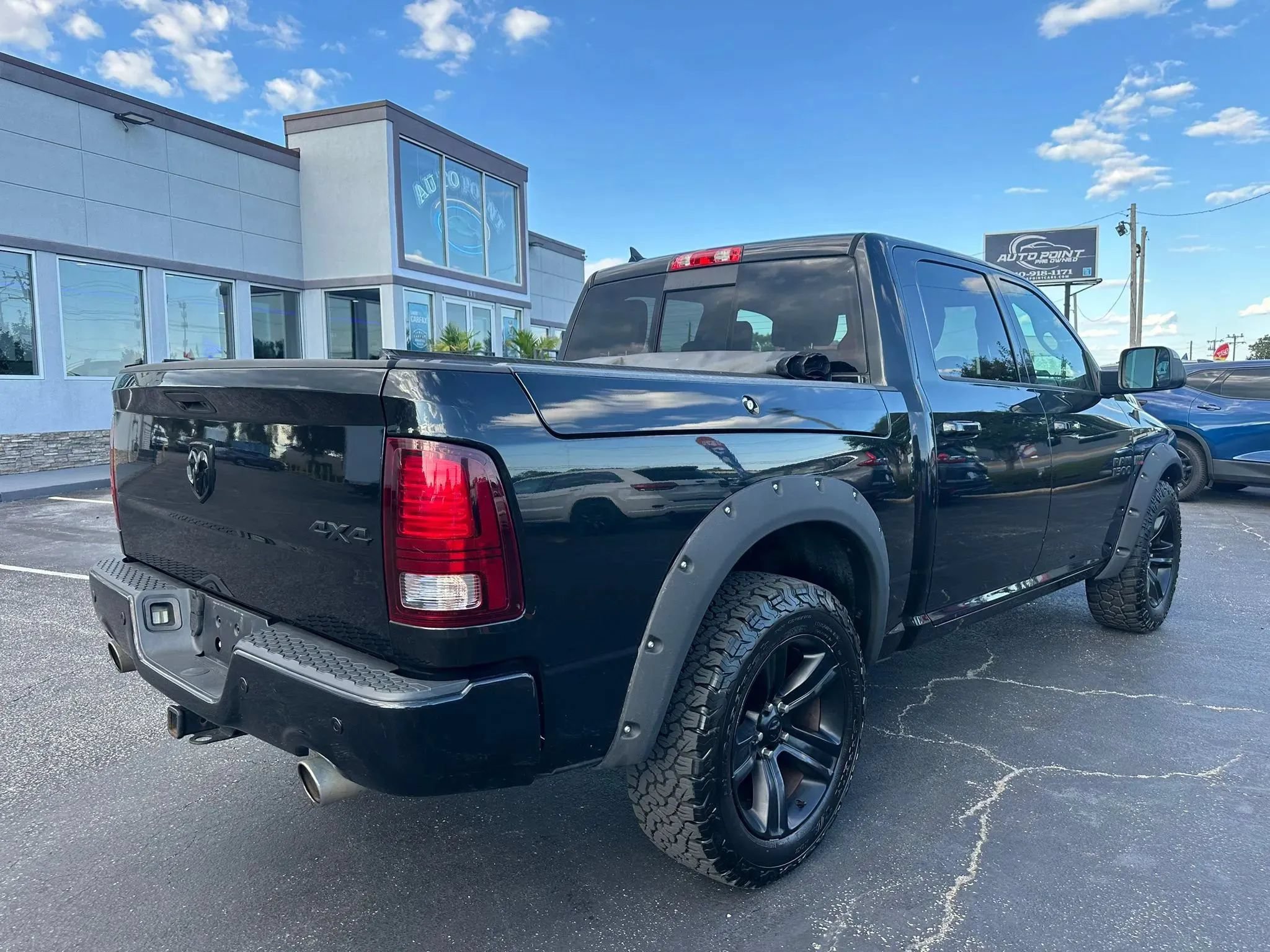 Used 2015 RAM 1500 Sport w/ Black Ram 1500 Sport Group AWD/4WD image 5